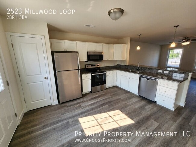 Building Photo - 2523 Millwood Loop