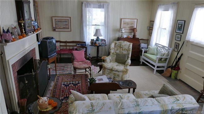 Building Photo - 91 Middle Beach Rd