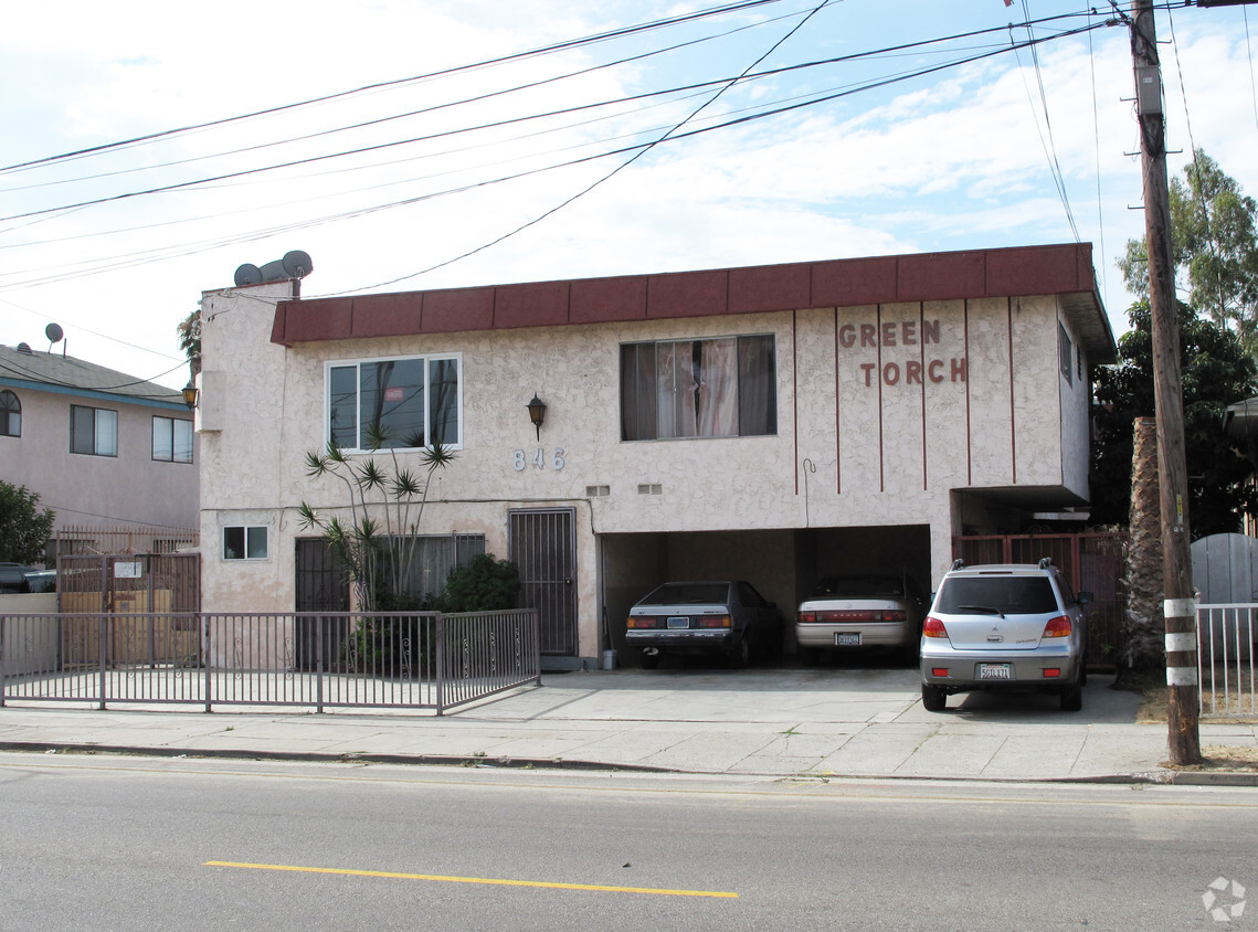 Building Photo - 846 W Alondra Blvd