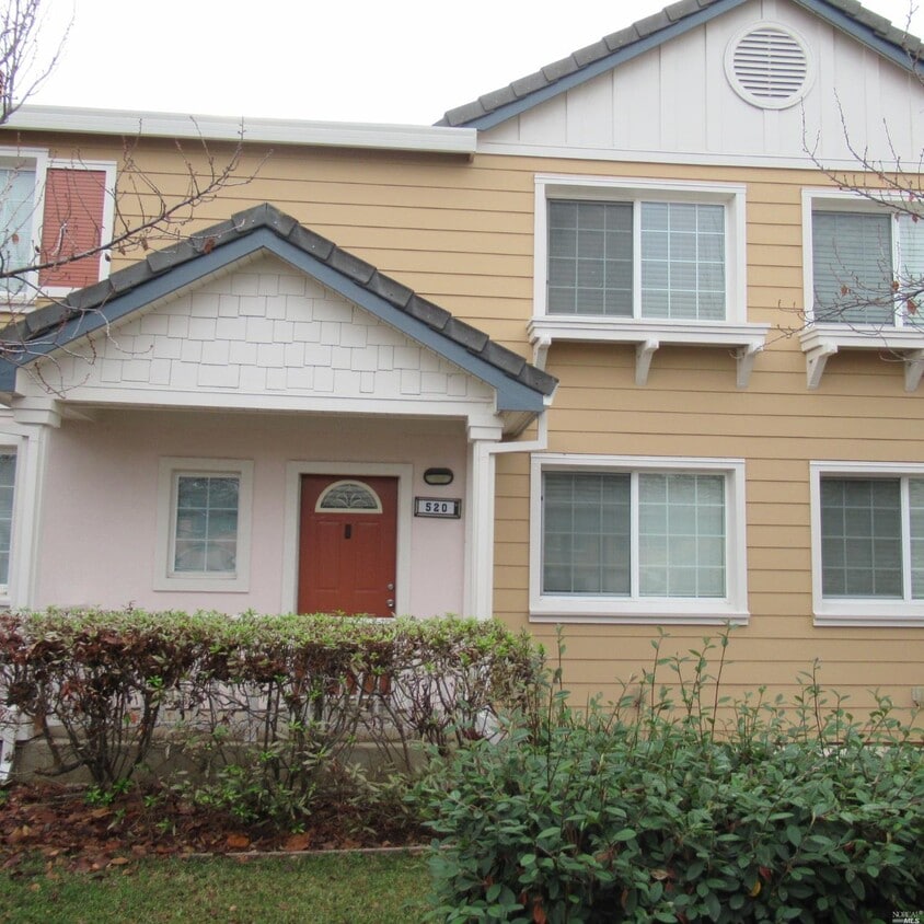 520 Daniels Ave, Vallejo, CA 94590 Condo for Rent in Vallejo, CA