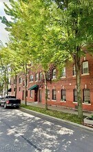 Building Photo - 1066 E 62nd St