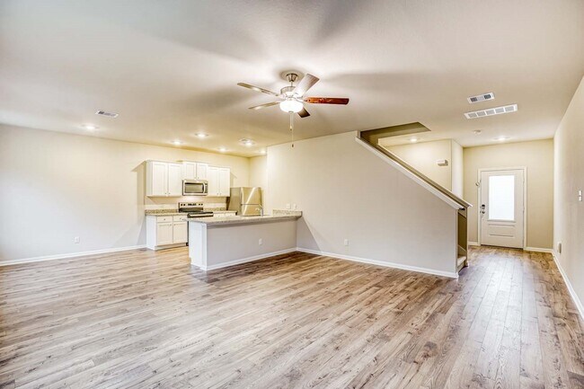 Foto del edificio - 8214 Sunberry Shadow Dr