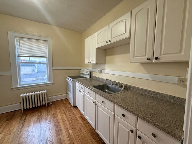 Foto del edificio - 851-853-853 Wethersfield Ave