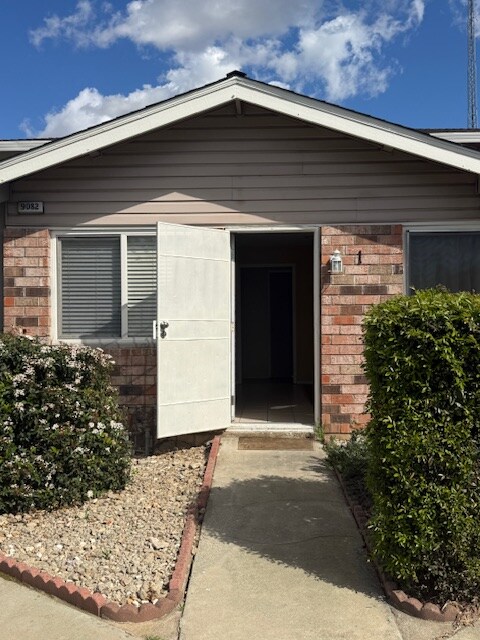 Foto del edificio - 9082 Piñata Way