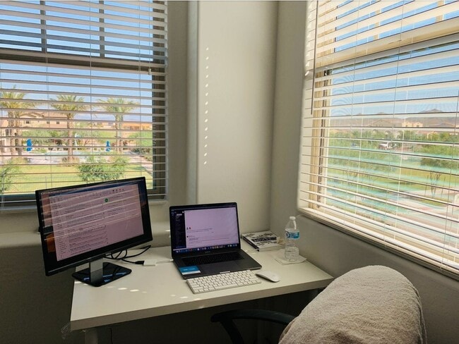Foto del edificio - 3 Bedroom Single Family Home in Phoenix