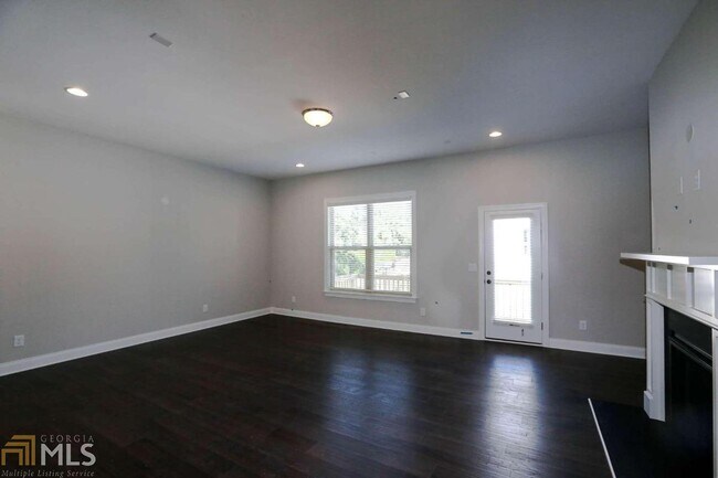 Building Photo - 3160 Anstey Ln