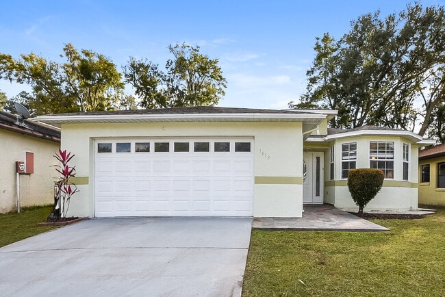 Building Photo - 1458 Eldra Dr