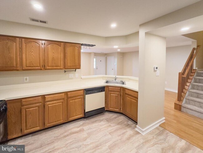 Foto del edificio - 806 Wharton Rd