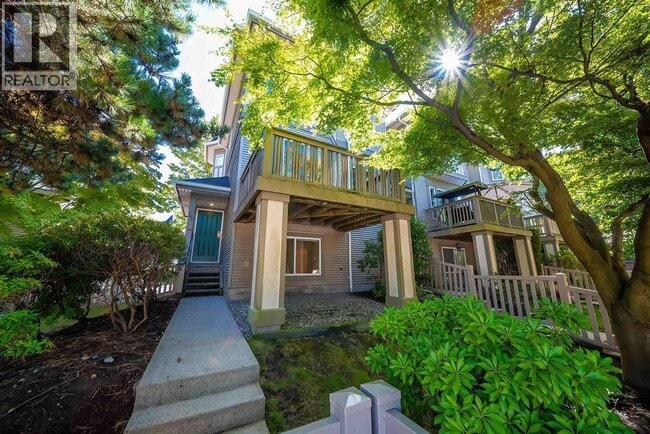 Building Photo - 3880 Westminster Hwy