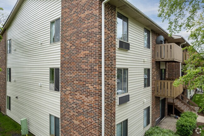 Building Photo - Waterbury