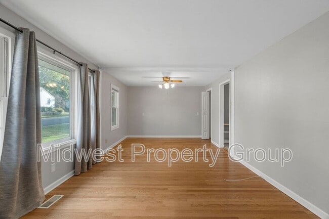 Building Photo - 845 Boone St
