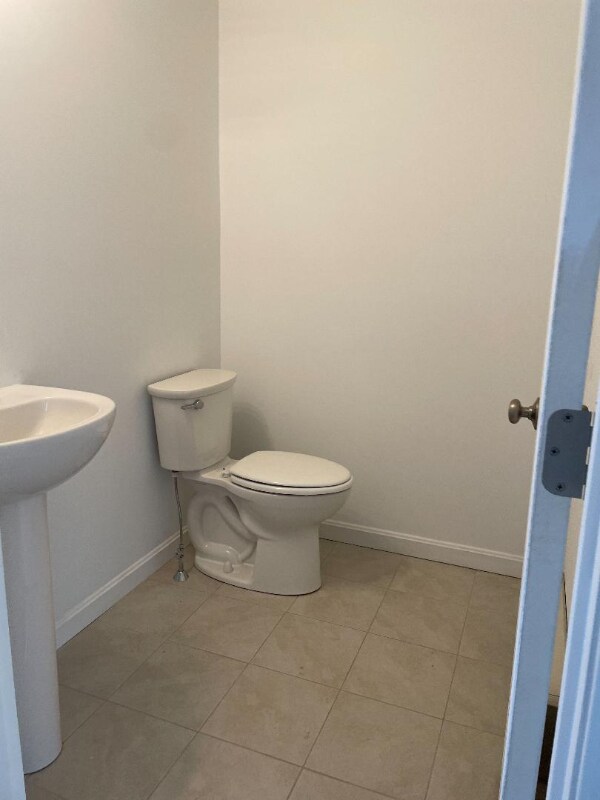 Building Photo - 13 Matildas Wy