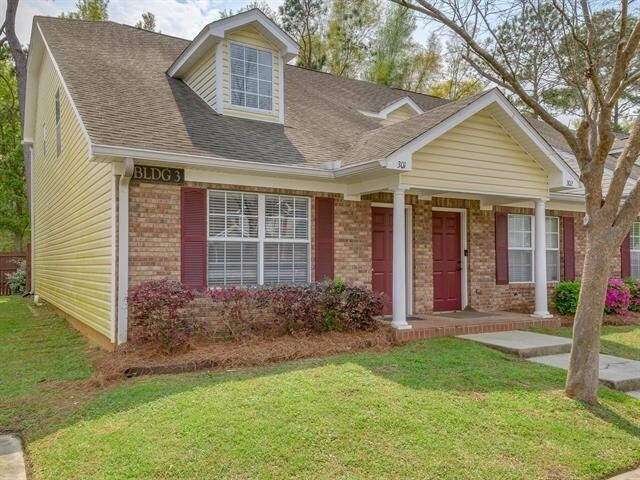 Foto principal - 4434 Gearhart Rd