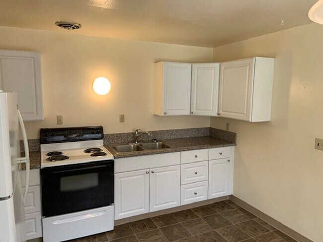 Foto del edificio - 137B-5425/45 SW Helen