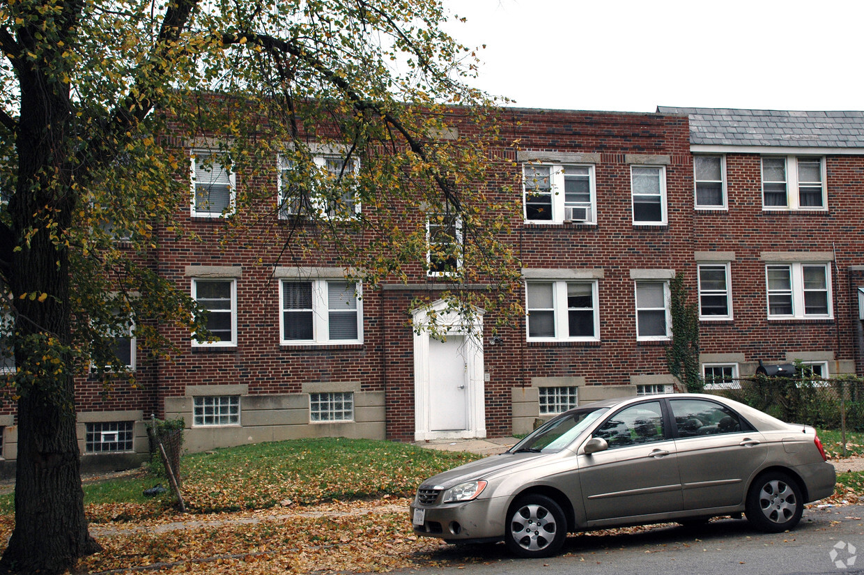 Building Photo - 396 E Cliveden St