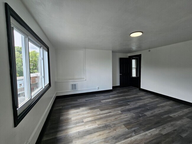 Foto del edificio - Newly Updated 2 bedroom 1 Bath House for r...
