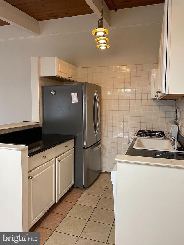 7747 Donnybrook Ct Unit 208, Annandale, VA 22003 Apartment for Rent