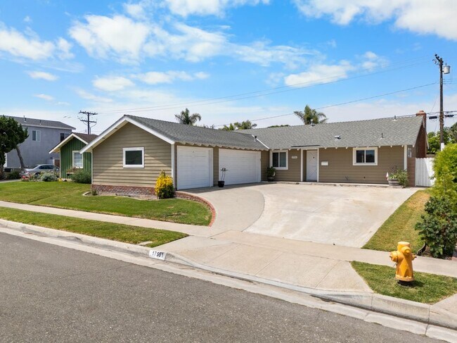 Foto del edificio - 17551 Misty Ln