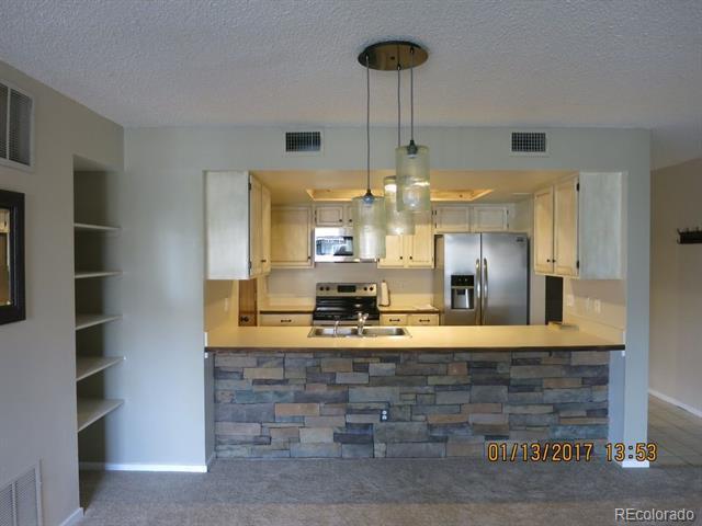 Foto del edificio - 23587 Genesee Village Rd