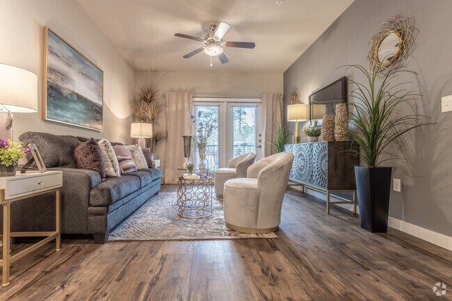 2 BR, 2 BA - 966 SF - Urban Oaks at Conroe