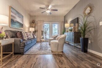 2 BR, 2 BA - 966 SF - Urban Oaks at Conroe