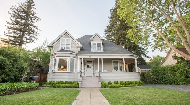 Foto del edificio - 313 Tucker St