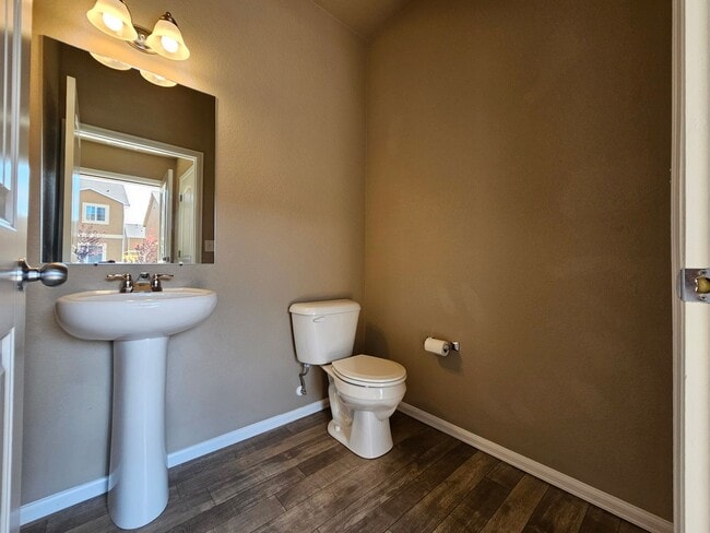 Photo - 3 bed-3 bath Townhome with AC!!!