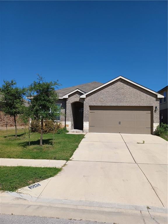 Foto principal - 3045 Blantyre Bnd