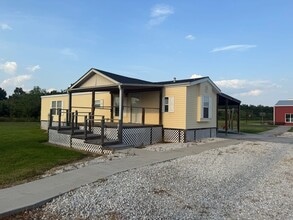 Building Photo - 1567 Co Rd 486