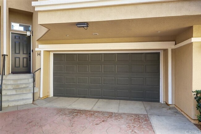 Foto del edificio - 3401 S Main St