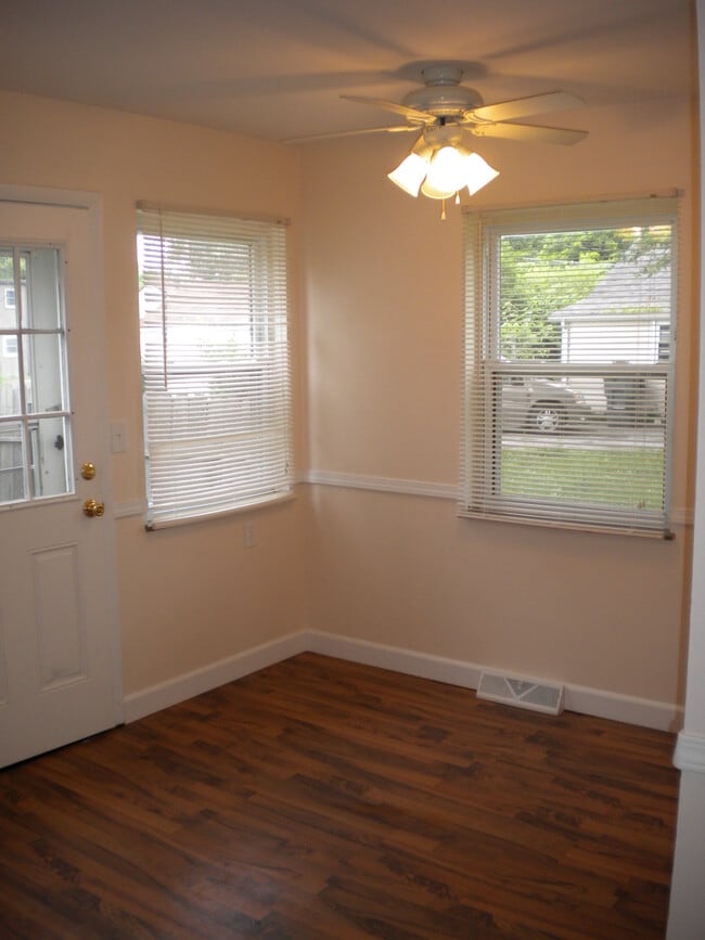 Foto del edificio - 3069 McGuffey Rd