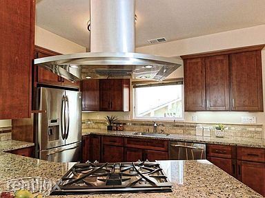 Building Photo - 3 br, 3 bath Townhome - 437 wilowglen court