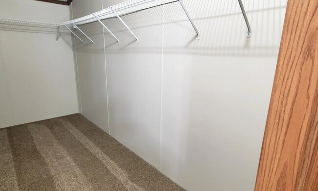 Foto del edificio - 9890 Eastwinds Dr