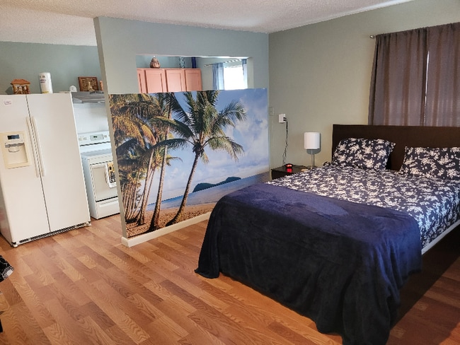 Photo - 129 SE 2nd Terrace (Hallandale Beach, FL) Apartment