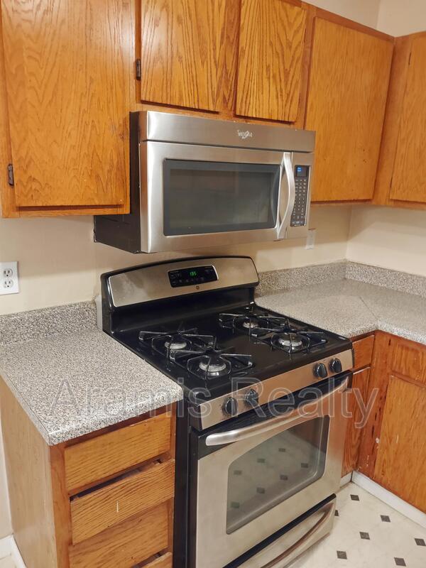 Building Photo - 3032 Destin Cir