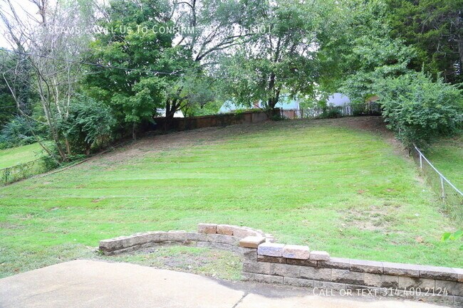 Foto del edificio - 3415 Ginger Dr