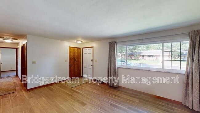Foto del edificio - 4320 Maxlin Rd