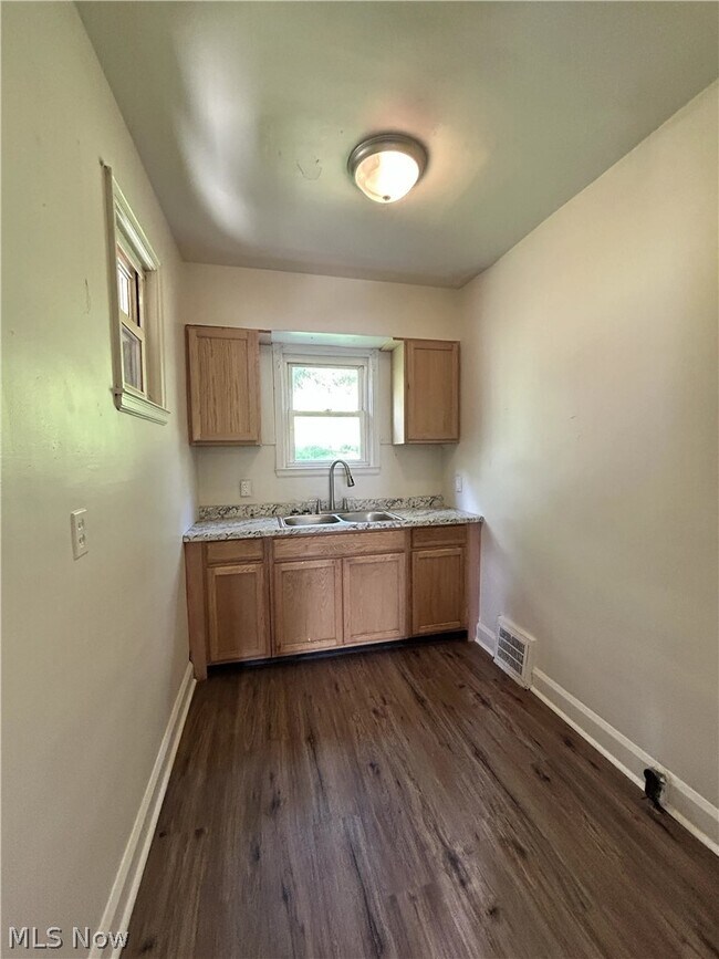 Foto del edificio - 3113 Elm St