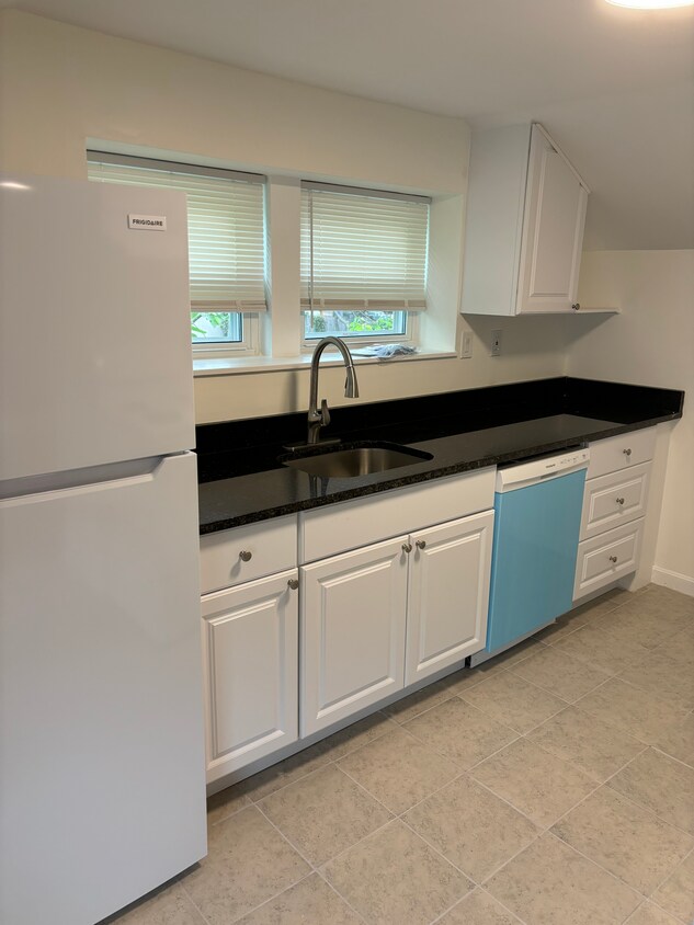 Foto principal - 79 Pleasant St