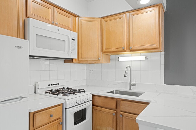 Foto del edificio - 6758 N Sheridan Rd