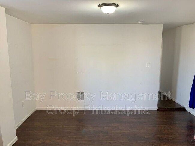 Foto del edificio - 2419 E Allegheny Ave