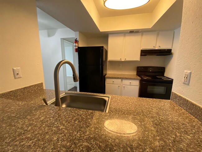 Building Photo - 12902 Brant Rock Dr