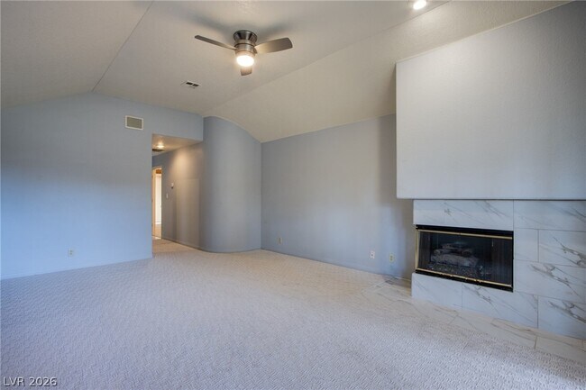 Foto del edificio - 5086 Mt Pleasant Ln