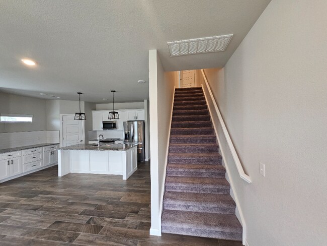 Foto del edificio - 1735 W Whitney Ln