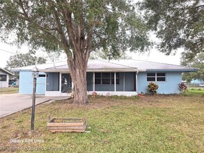 Building Photo - 826 Schlosser Rd