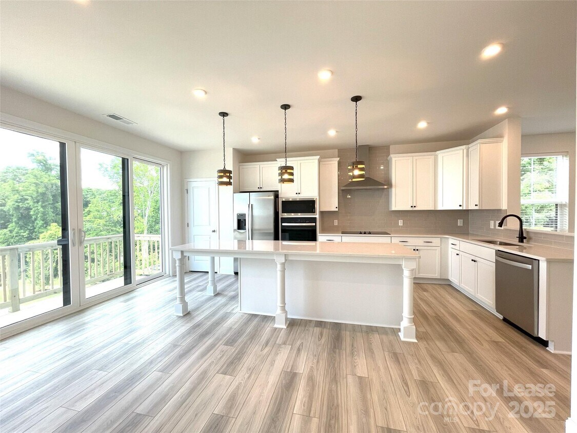 Foto principal - 5005 Layman Dr