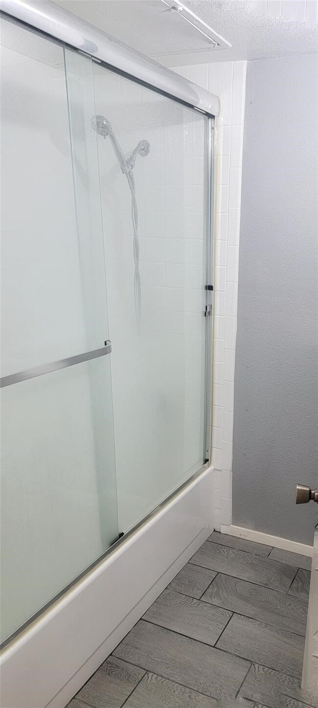 Building Photo - 2110 Wilcrest Dr