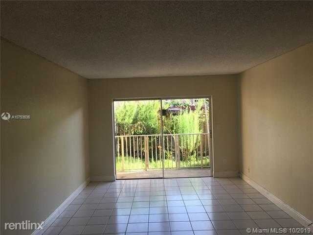 Building Photo - 2 br, 1 bath Condo - 9970 N Kendall Dr 903-9