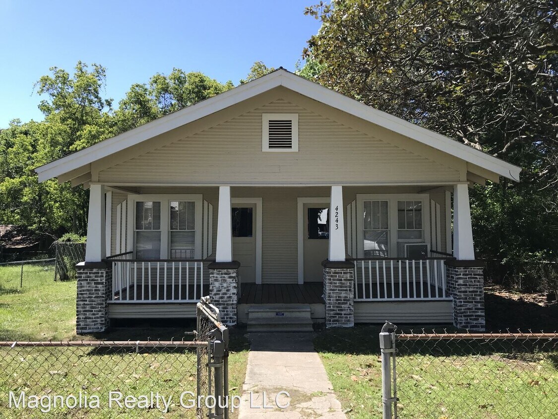 Primary Photo - 2 br, 1.5 bath House - 4243 Hwy 8