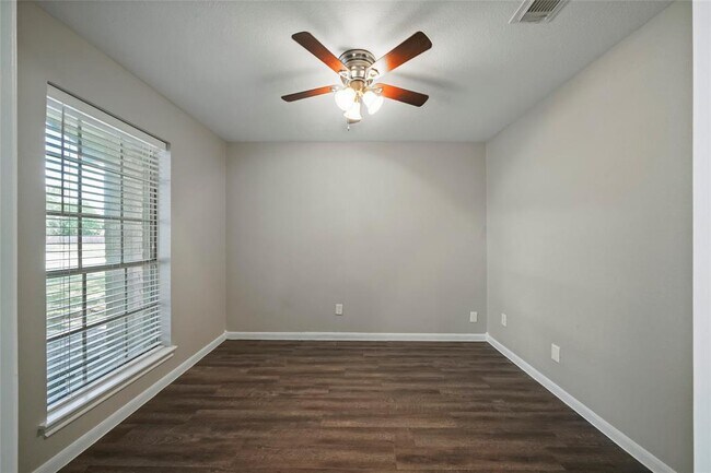 Building Photo - 10307 Autumn Harvest Dr